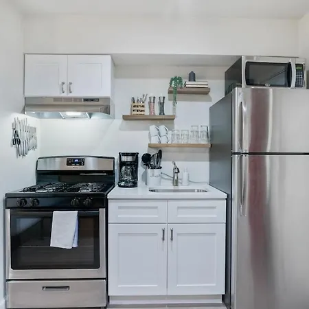 Apartamento Cozy Newly Renovated King Sofa Bed And Smart Tv